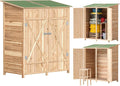 Outsunny Wetterfester Geräteschrank aus Holz mit Pultdach, 140 x 75 x 157 cm, Abschließbares Gartenhaus für Terrasse
